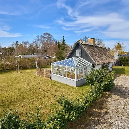 Thatched With Conservatory Near *